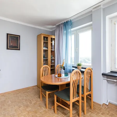 Chalubinskiego 9 Superapart